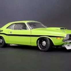 Acme 1970 Dodge Sam Posey Challenger Trans Am Street Version, 1806001B 1/18 Scale Diecast Model Toy Car