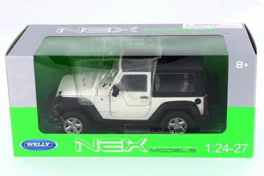 2007 Jeep Wrangler Rubicon Hard Top, Cream- Welly 22489HW-WH - 1/24 Scale Diecast Model Toy Car 3 2007 Jeep Wrangler Rubicon Hard Top, Cream- Welly 22489HW-WH - 1/24 Scale Diecast Model Toy Car