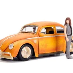 Volkswagen Beetle Weathered W/ Charlie Figurine, Bumblebee Jada Toys 30114 - 1/24 Scale Diecast Car