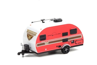 2017 Winnebago Winne Drop, Red And White - Greenlight 34110E/48 - 1/64 Scale Diecast Model Toy Car 3 2017 Winnebago Winne Drop, Red And White - Greenlight 34110E/48 - 1/64 Scale Diecast Model Toy Car