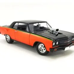 1965 Chevy Chevelle SS, Orange And Black - Acme A1805309 - 1/18 Scale Diecast Model Toy Car