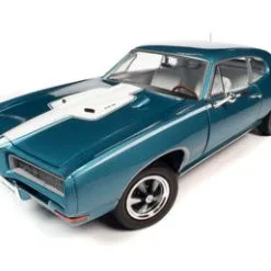 1968 Pontiac Royal Bobcat GTO, Turquoise - Auto World AMM1277 - 1/18 Scale Diecast Model Toy Car